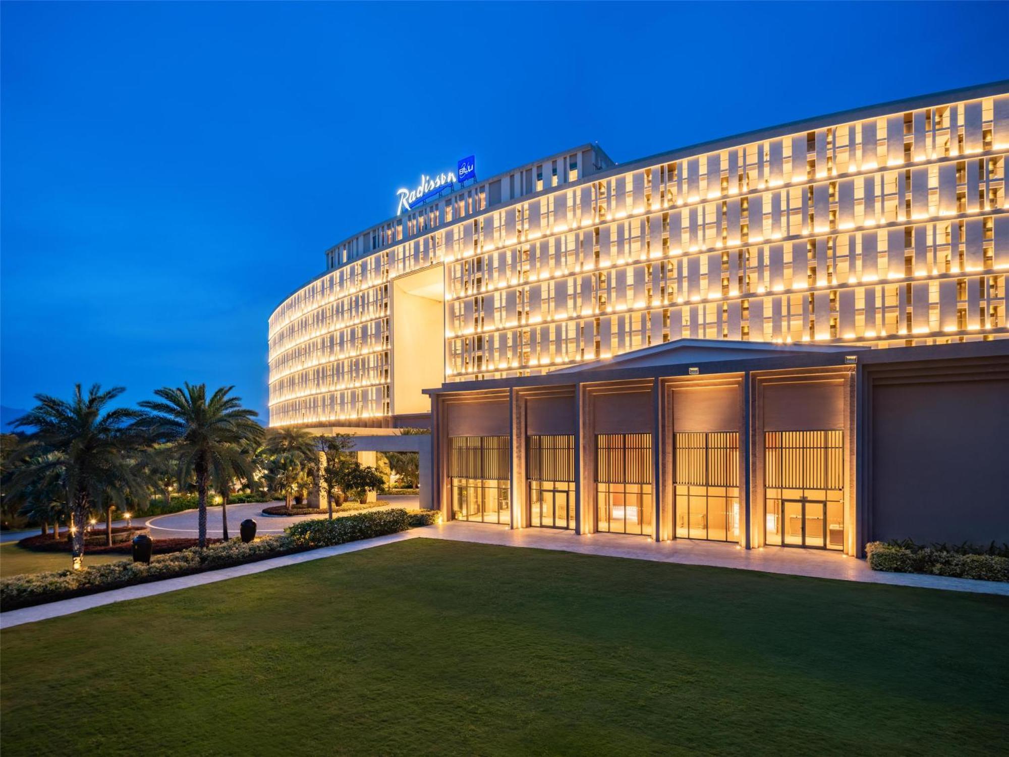 Radisson Blu Resort Cam Ranh Nha Trang Exterior foto